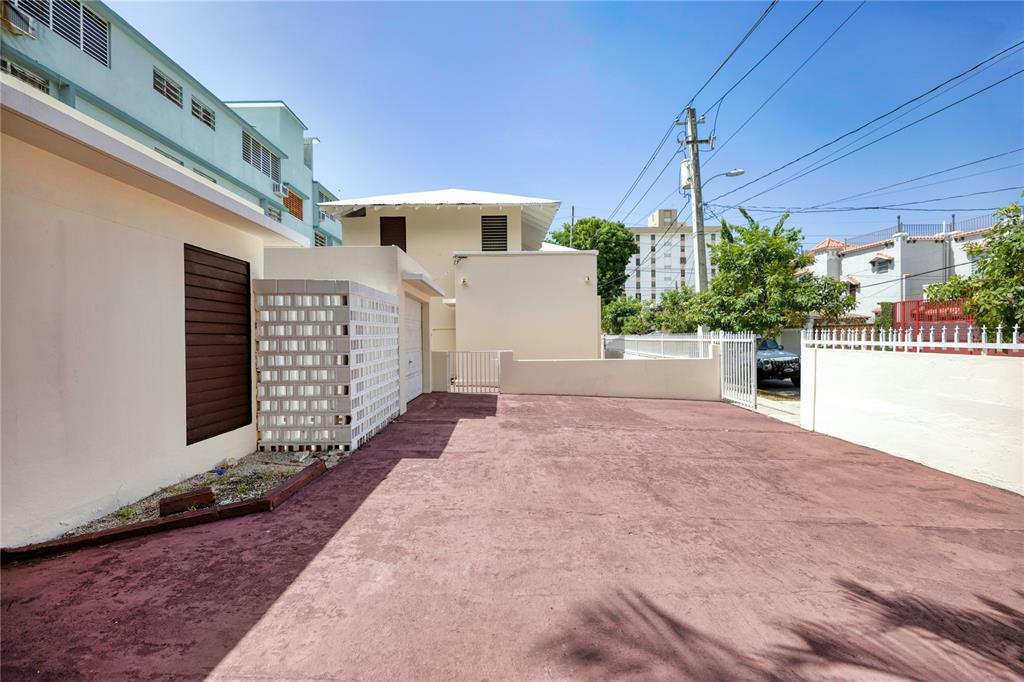 1430 Wilson Street San Juan, PR 00907 - Photo 5 of 14