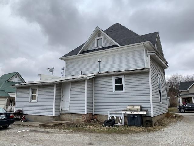 211 East Columbia Street Flora, IN 46929 - Photo 2 of 3