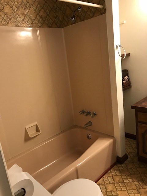 149 Madison Road Clarion, PA 16214 - Photo 18 of 39 a bathroom with a bathtub and shower