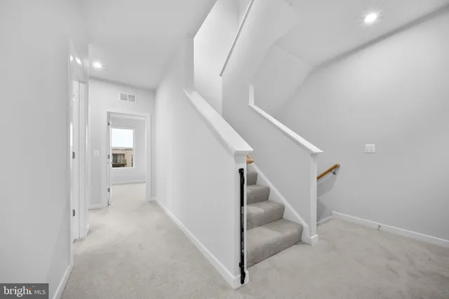 $675,000 | 43730 Transit Square, Ashburn, VA 20147