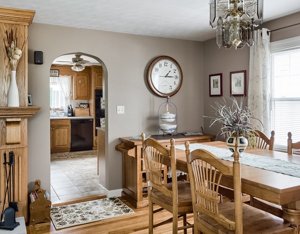 42 Streeter Road Paxton, MA 01612 - Photo 10 of 36 Gallery Image 10