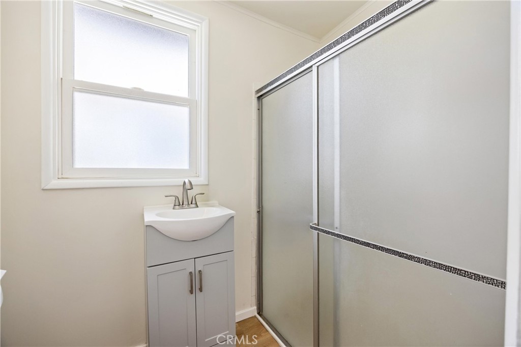 1049 Second Street Norco, CA 92860 - Photo 39 of 66 Laundry room bath