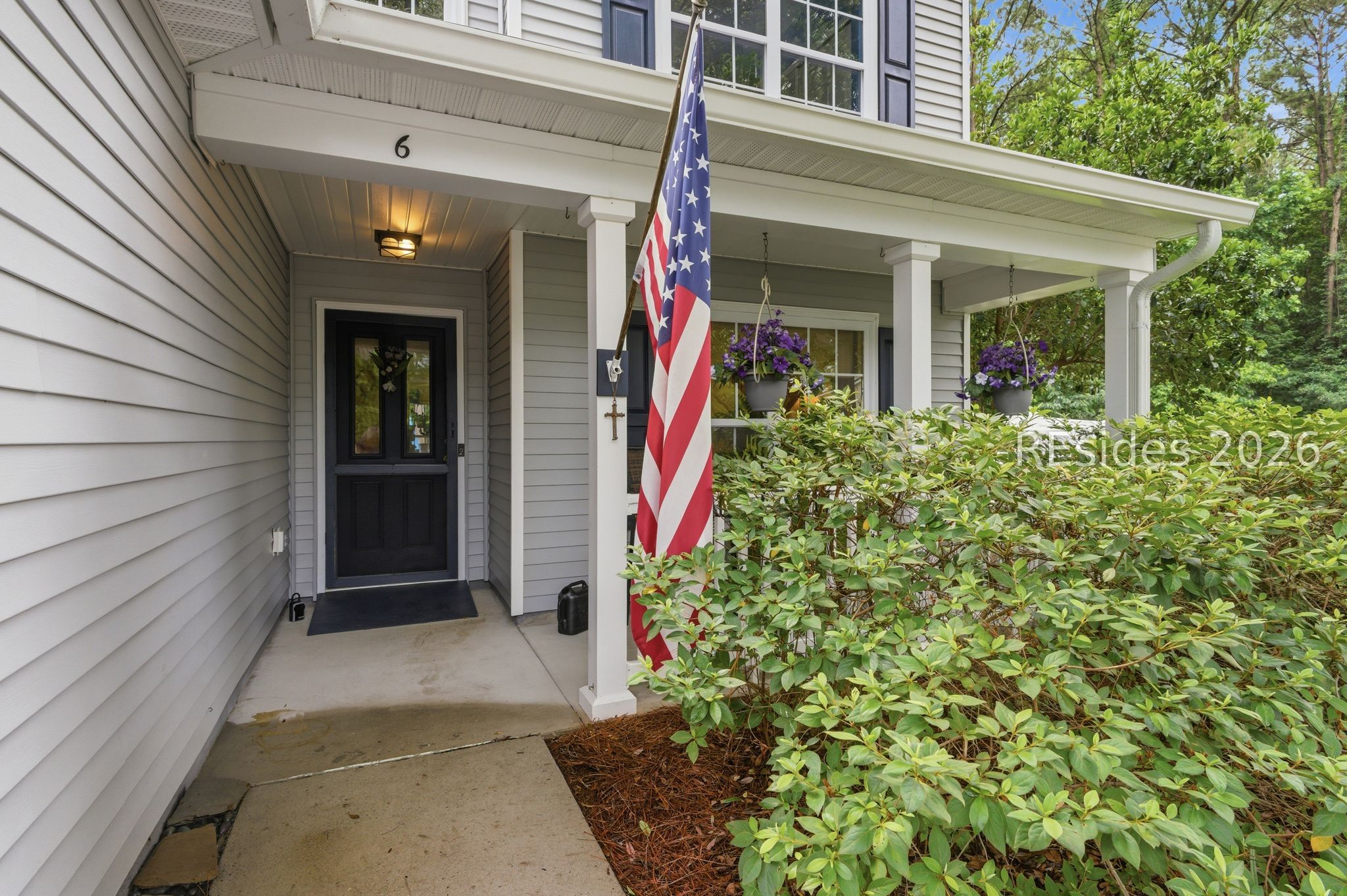 6 Hemlock Court Bluffton, SC 29910 - Photo 4 of 45 Covered front porch.