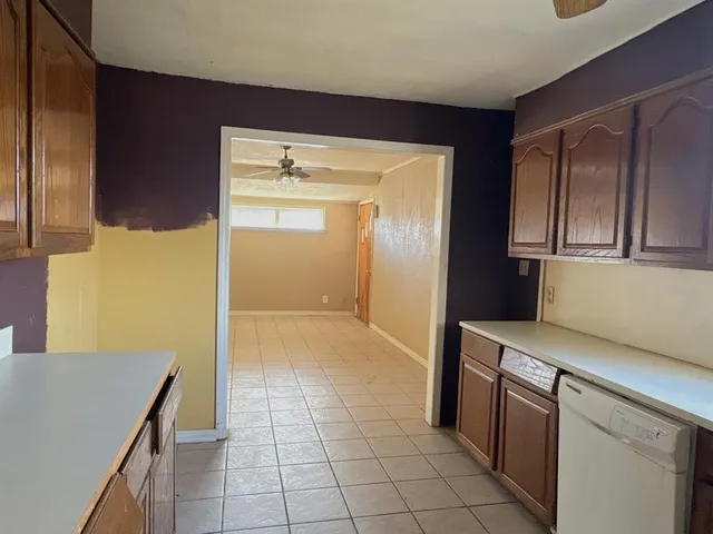 $62,000 | 1204 Ave H Northwest, Childress, TX 79201