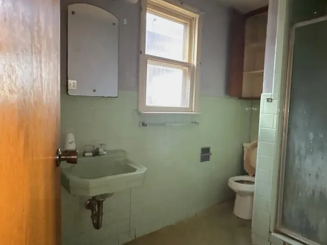 $62,000 | 1204 Ave H Northwest, Childress, TX 79201