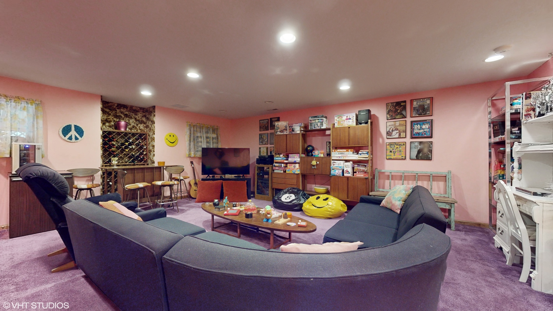 1640 Newton Avenue Park Ridge, IL 60068 - Photo 32 of 50 a living room with fireplace furniture and a wooden floor