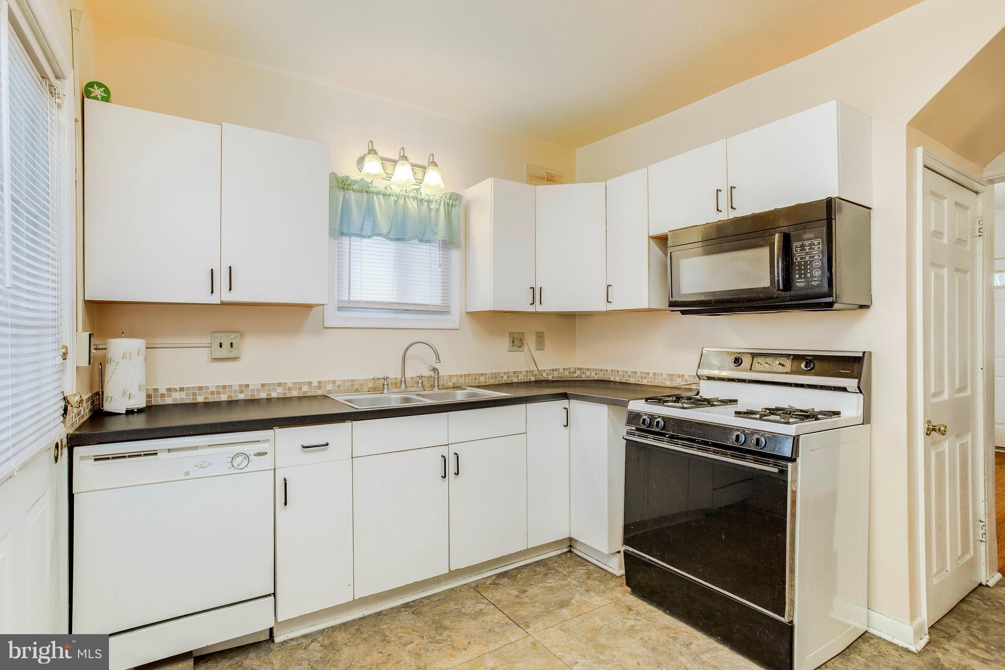 3600 Edgewood Road Baltimore, MD 21215 - Photo 13 of 26 Kitchen