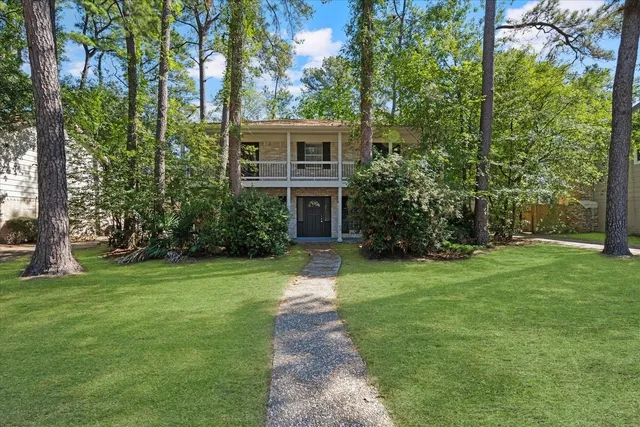 $2,500 | 3811 Woodbriar Drive, Houston, TX 77068