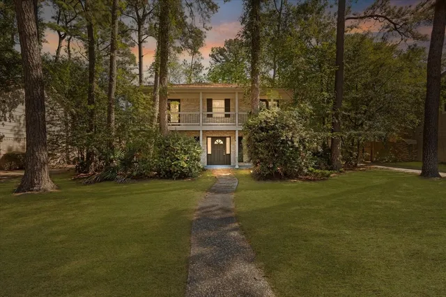 $2,500 | 3811 Woodbriar Drive, Houston, TX 77068