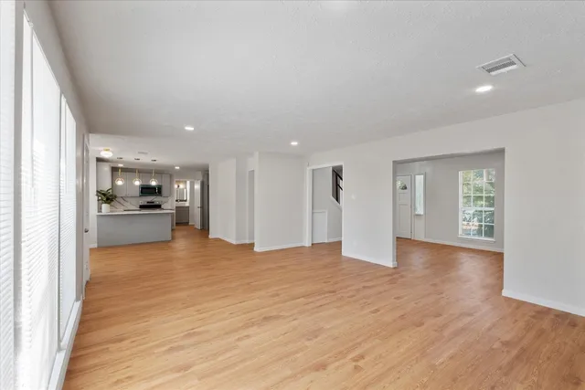 $2,500 | 3811 Woodbriar Drive, Houston, TX 77068