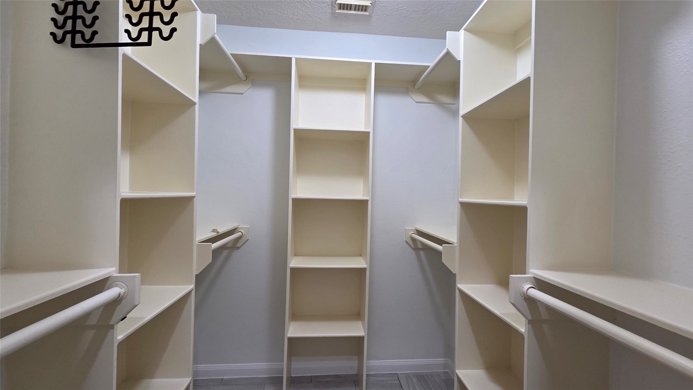 18514 Purdy Court Houston, TX 77084 - Photo 14 of 25 a room with cabinets