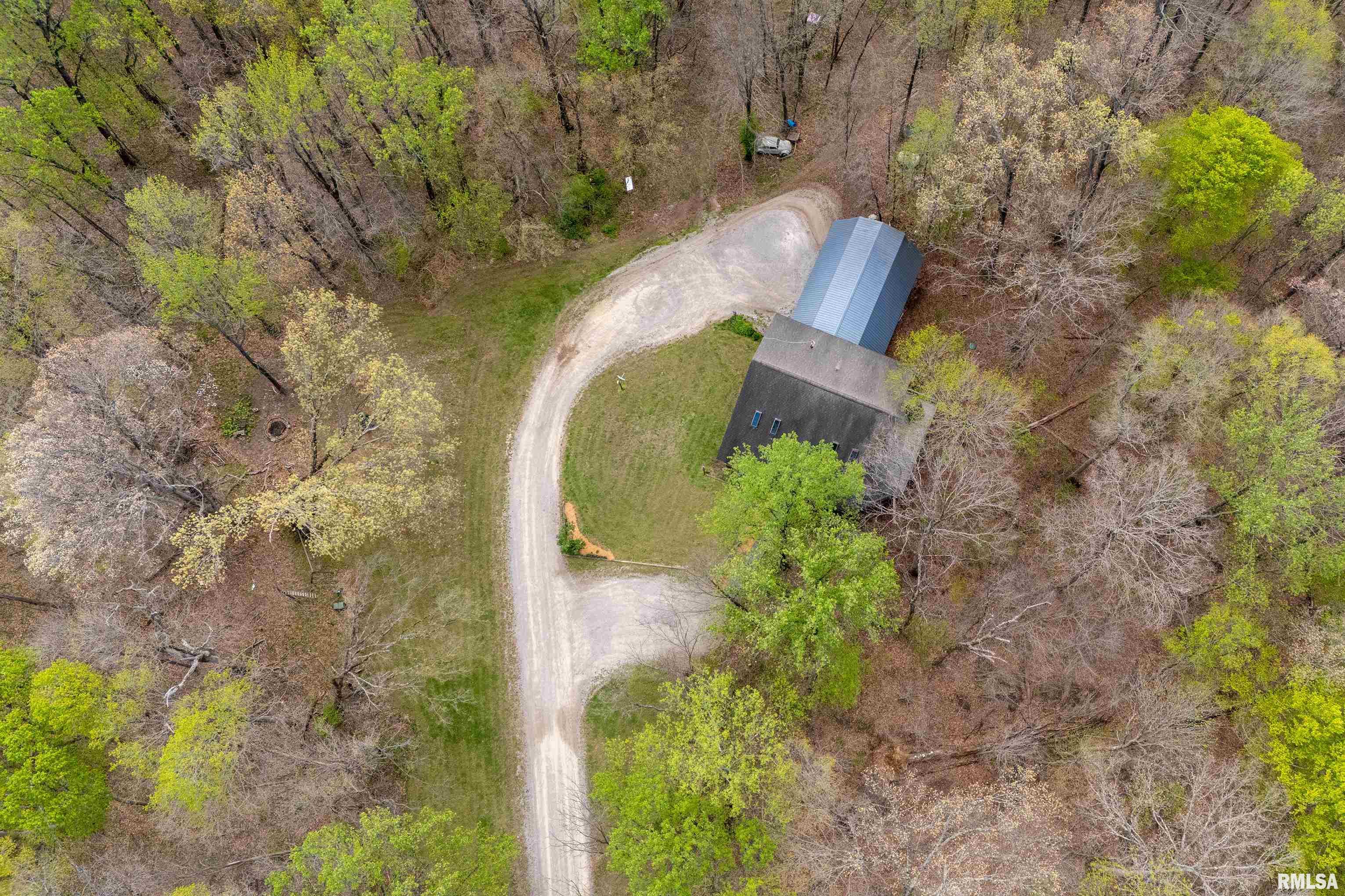 2368 Watt Hill Road Murphysboro, IL 62966 - Photo 3 of 40