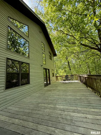 $790,000 | 2368 Watt Hill Road, Murphysboro, IL 62966