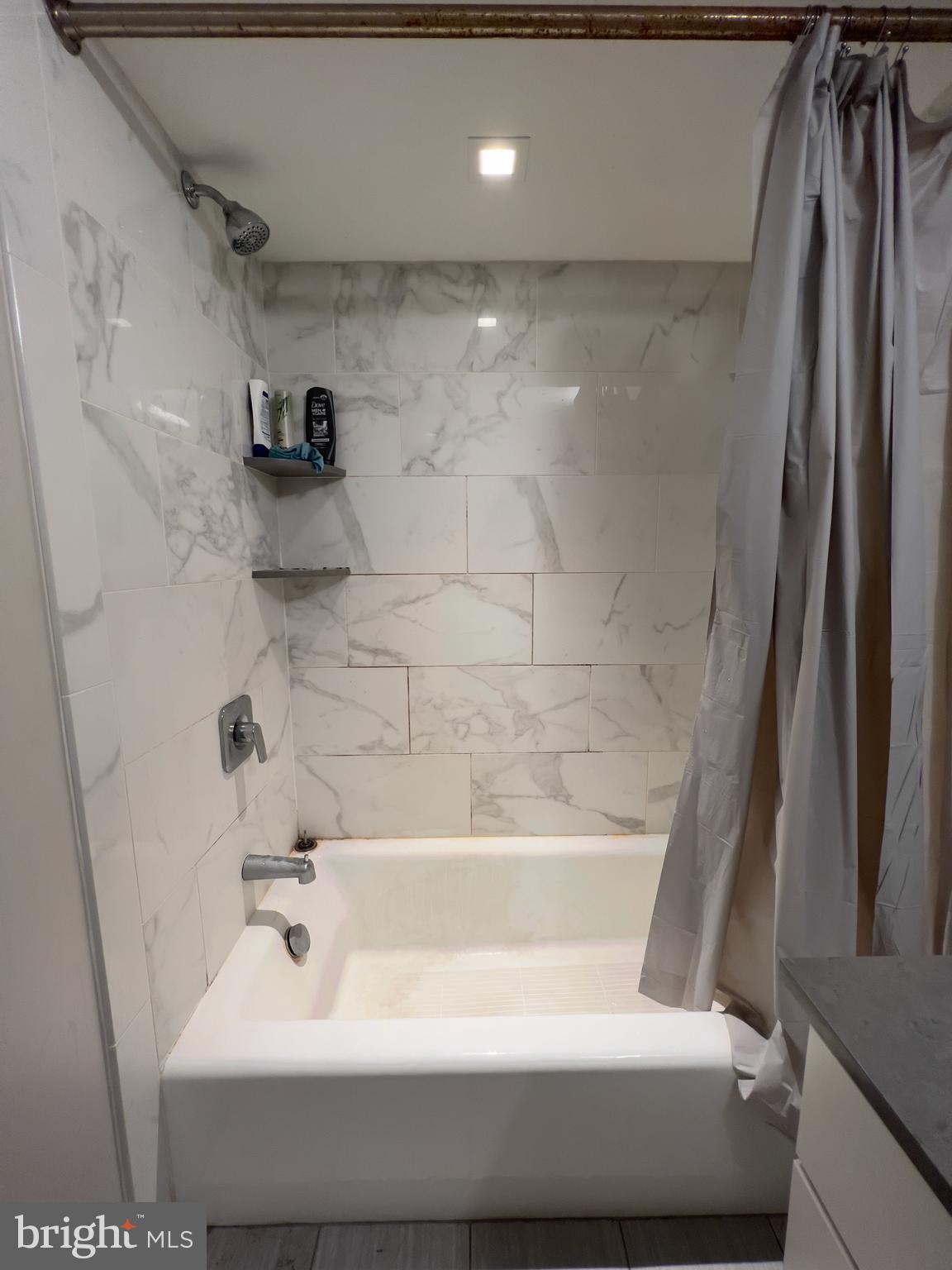 2126 Locust Street, Unit 1R Philadelphia, PA 19103 - Photo 41 of 65
