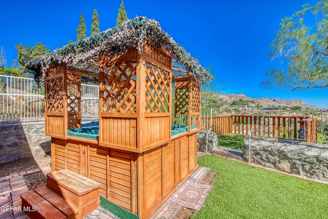 $474,950 | 3205 Pagosa Court, El Paso, TX 79904