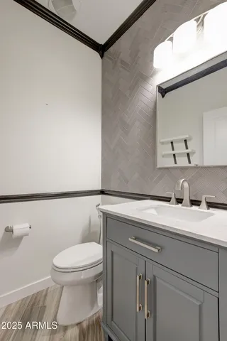 $2,799 | 2237 West Bonanza Lane, Phoenix, AZ 85085