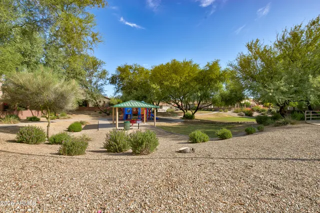 $2,799 | 2237 West Bonanza Lane, Phoenix, AZ 85085