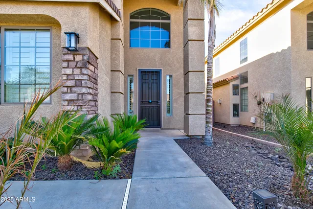 $2,799 | 2237 West Bonanza Lane, Phoenix, AZ 85085
