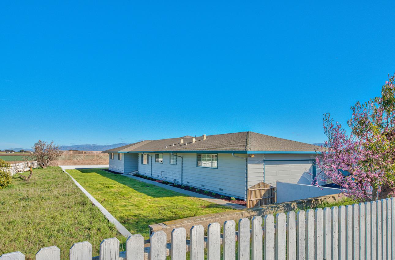 1263 River Road Salinas, CA 93908 - Photo 2 of 52 Gallery Image 2