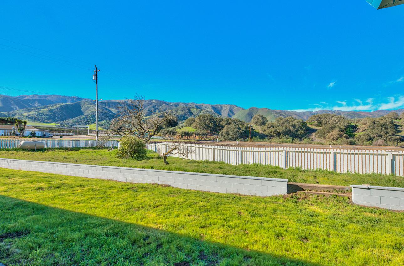 1263 River Road Salinas, CA 93908 - Photo 4 of 52 Gallery Image 4
