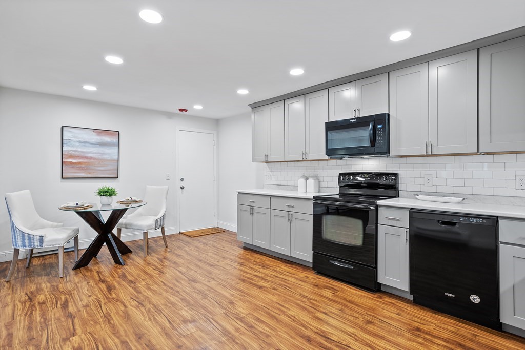 386 Great Road, Unit B21 Acton, MA 01720 - Photo 13 of 34 Gallery Image 13