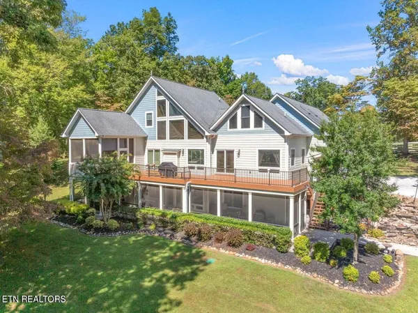 $885,000 | 209 Bucks And Doe Lane, La Follette, TN 37766