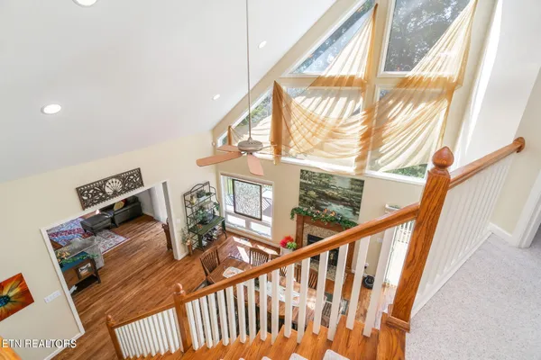 $885,000 | 209 Bucks And Doe Lane, La Follette, TN 37766