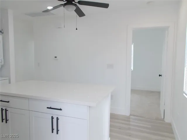 $1,225 | 532 North 9th Street, Unit B, Las Vegas, NV 89101