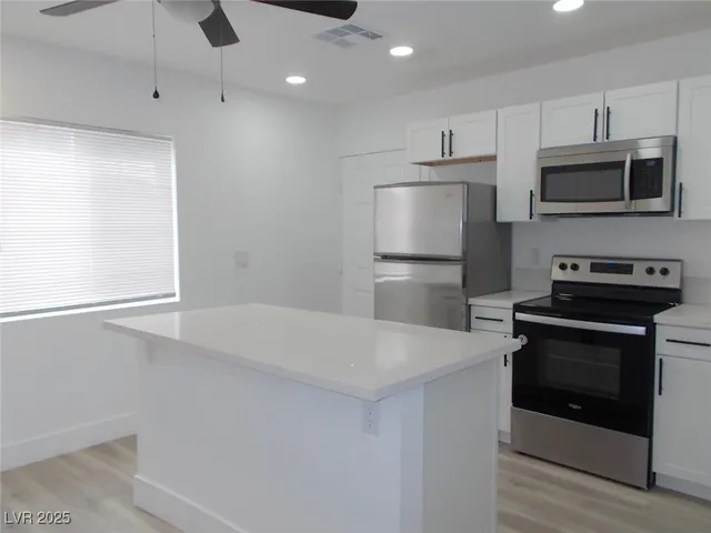 $1,225 | 532 North 9th Street, Unit B, Las Vegas, NV 89101