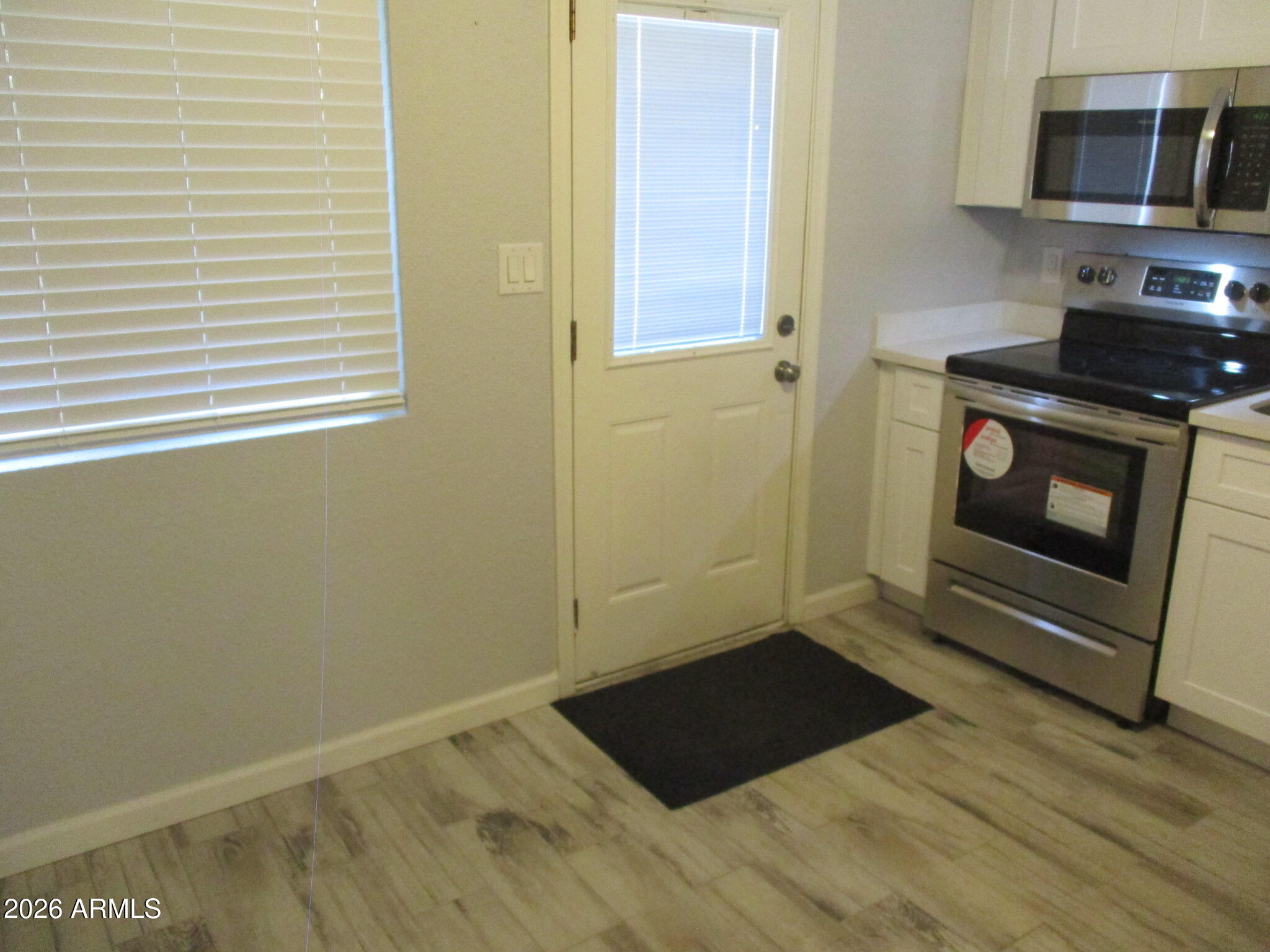 822 West Knox Road Chandler, AZ 85225 - Photo 6 of 11