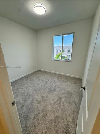 $2,700 | 656 Southeast 14th Court, Homestead, FL 33034
