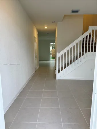 $2,700 | 656 Southeast 14th Court, Homestead, FL 33034