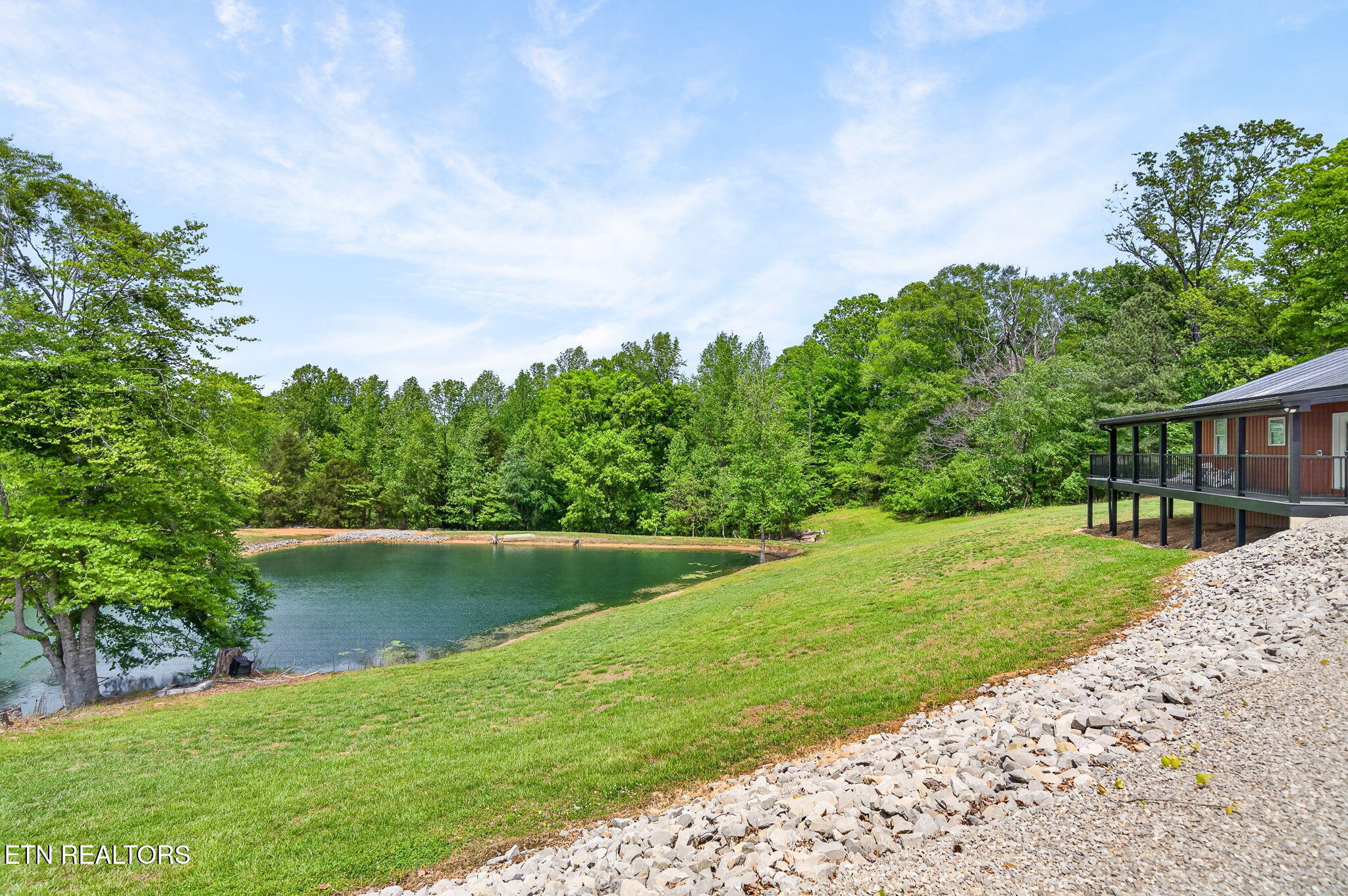 5218 Turney Groce Road Byrdstown, TN 38549 - Photo 10 of 47 16-web-or-mls-5218 Turney Groce Rd_013_T