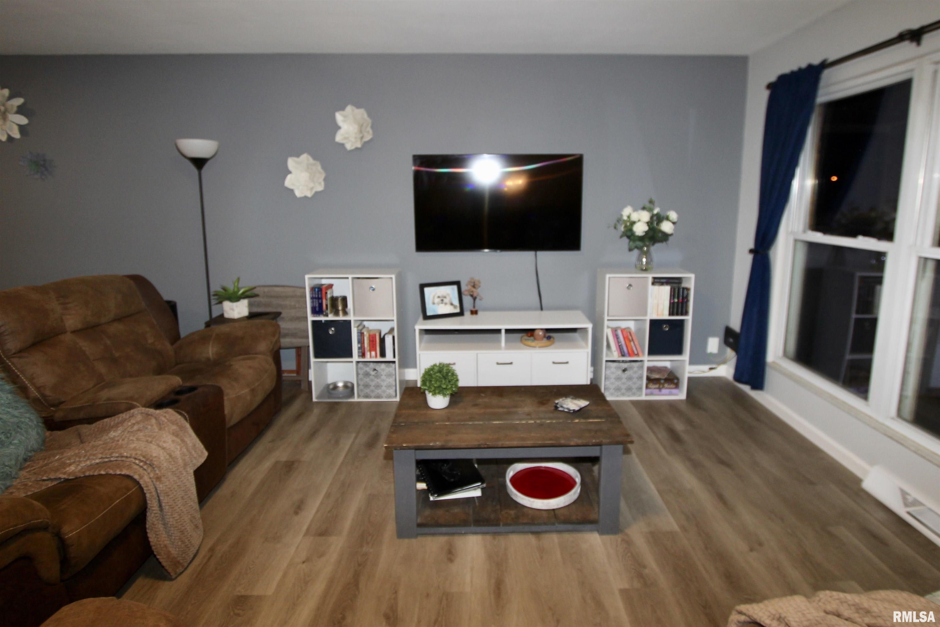 6108 North Hamilton Road Peoria, IL 61614 - Photo 12 of 83 Gallery Image 12