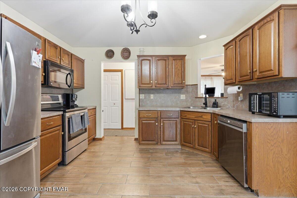 106 Seneca Road Albrightsville, PA 18210 - Photo 7 of 27 21-014_DSC00146