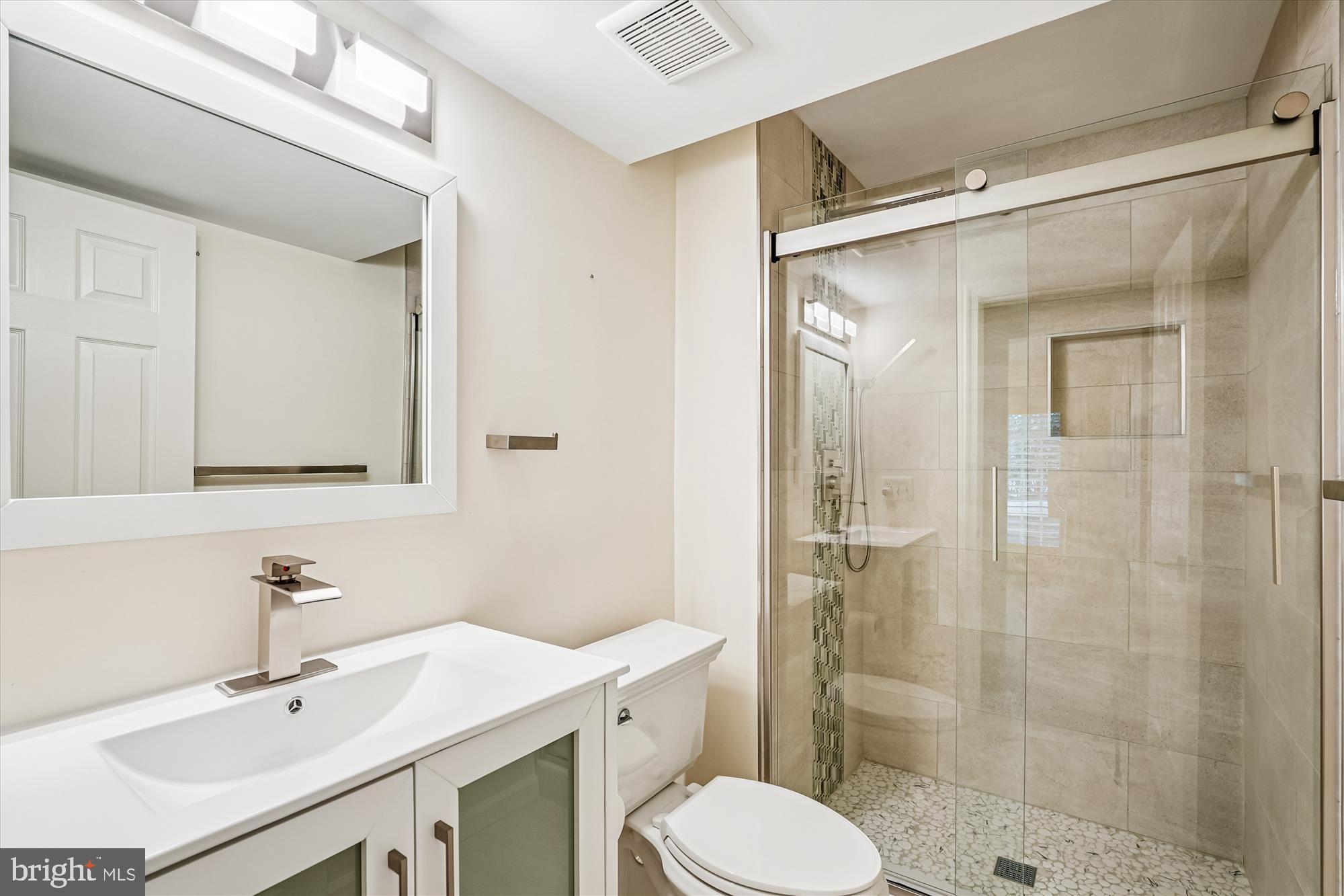 43439 Wild Dunes Square Leesburg, VA 20176 - Photo 14 of 51 Lower level full bath