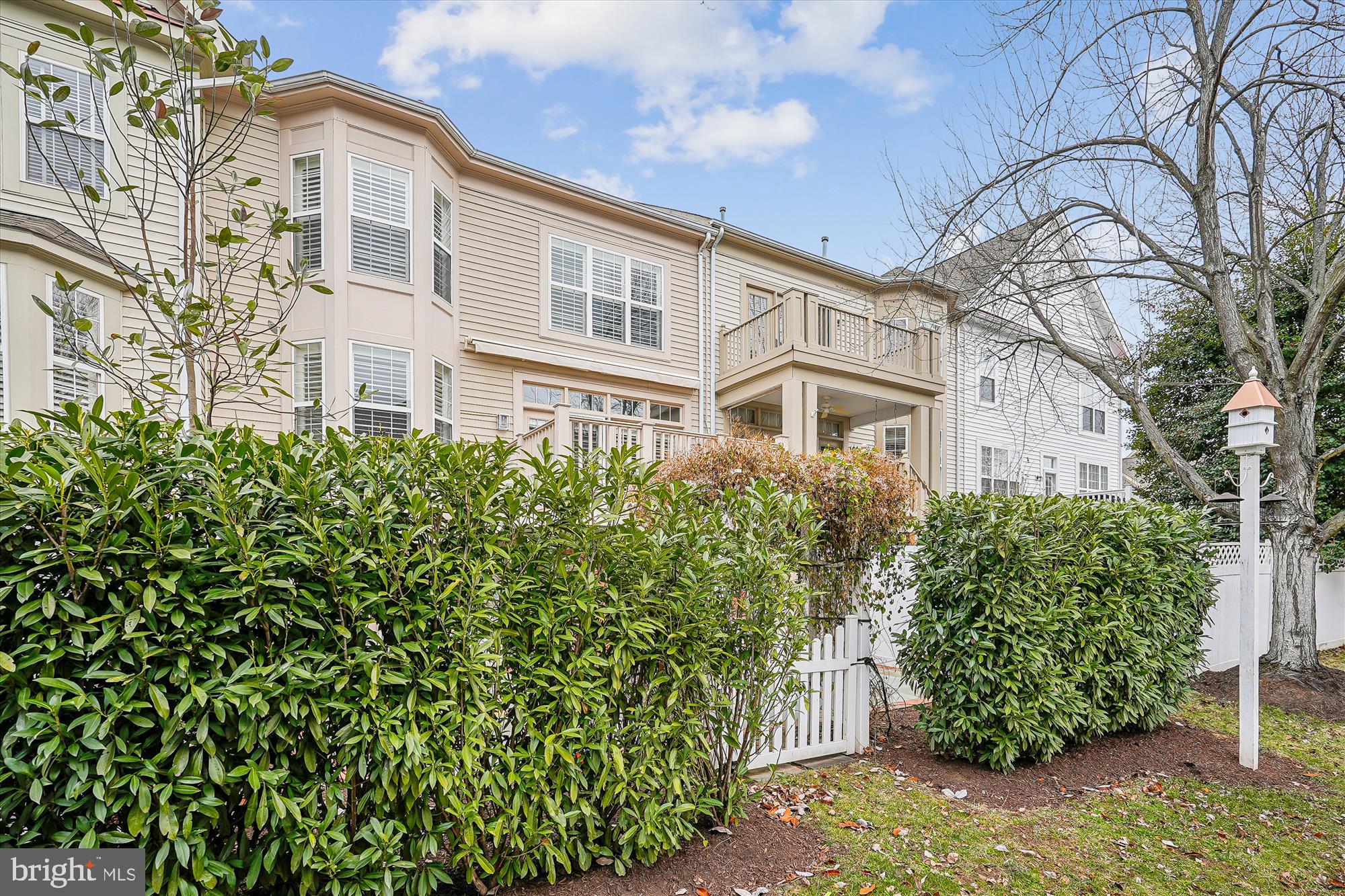 43439 Wild Dunes Square Leesburg, VA 20176 - Photo 9 of 51 Arbor rear entrance