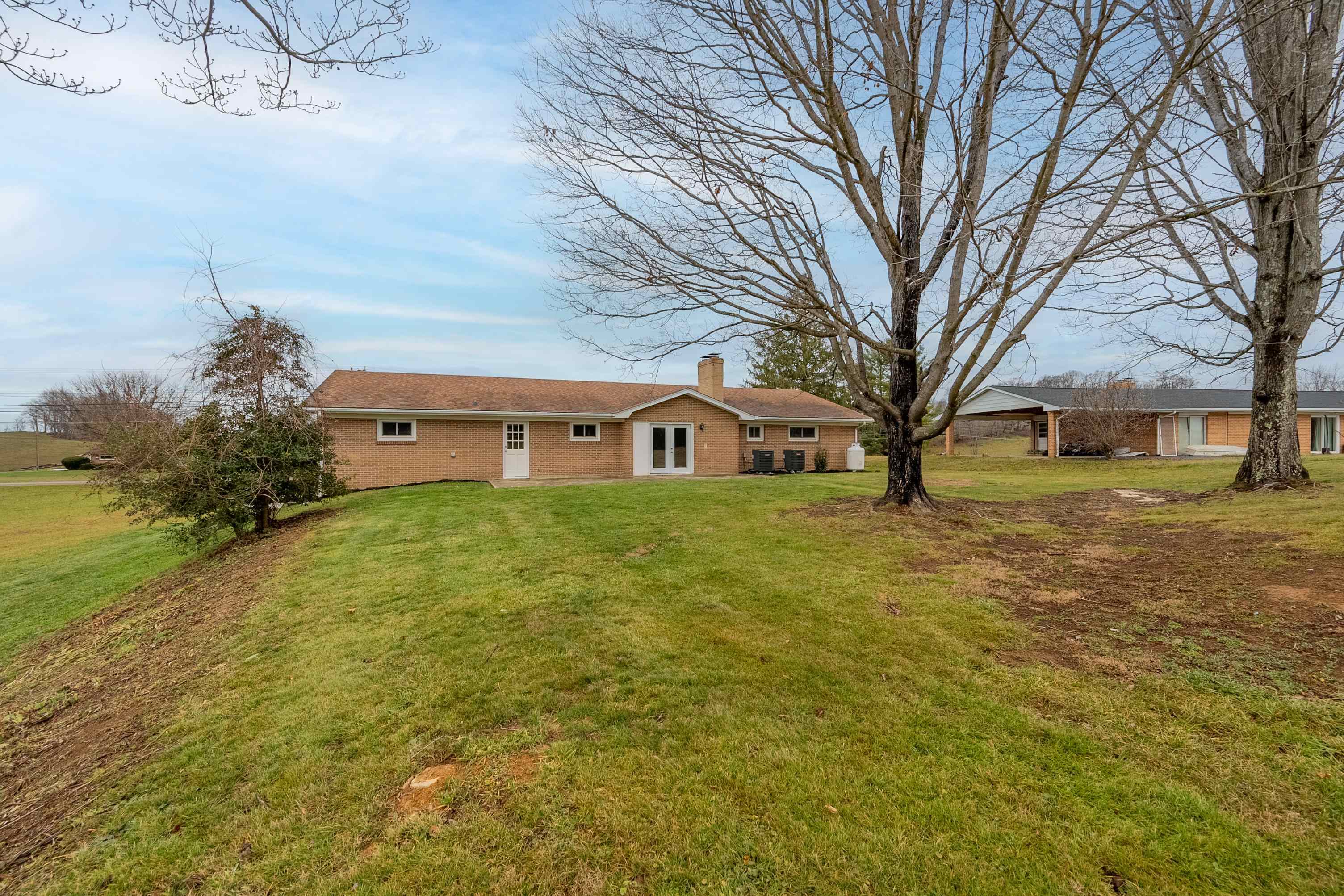 677 Adwolfe Road Marion, VA 24354 - Photo 80 of 85 Gallery Image 80