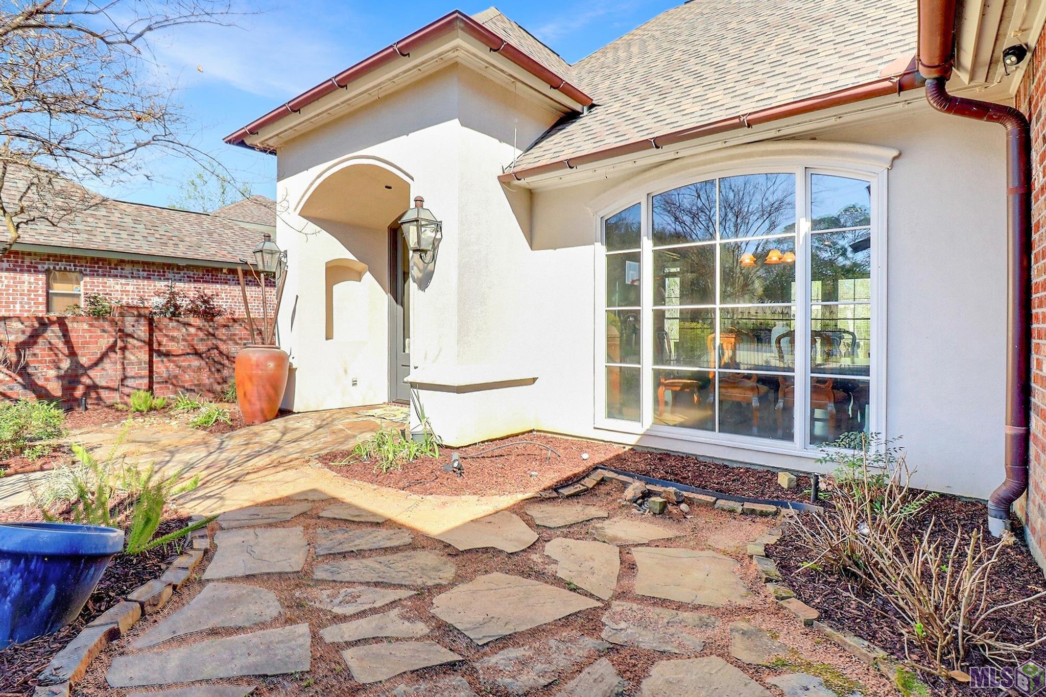 3527 Millbrook Drive Baton Rouge, LA 70816 - Photo 3 of 40