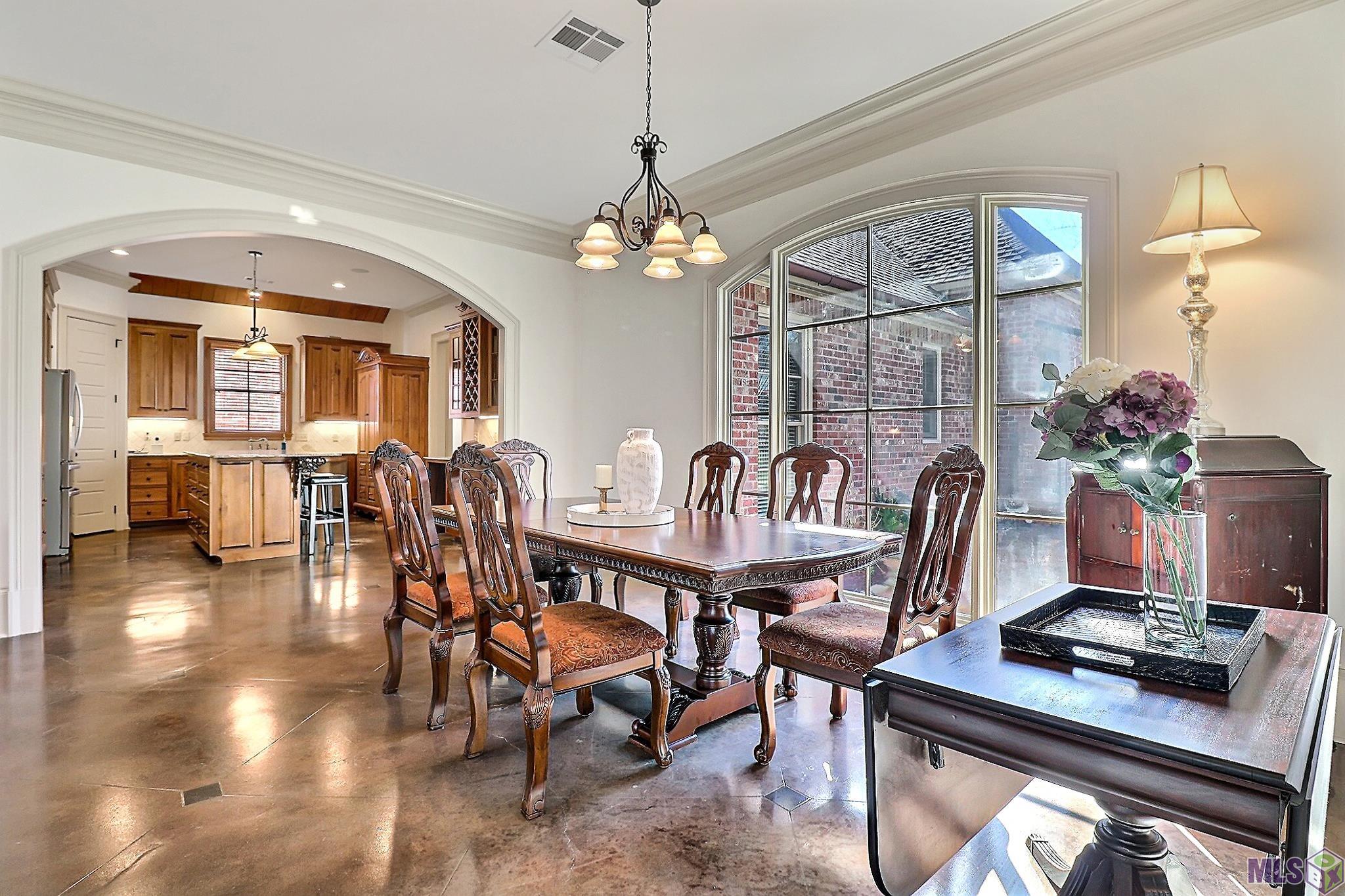 3527 Millbrook Drive Baton Rouge, LA 70816 - Photo 7 of 40