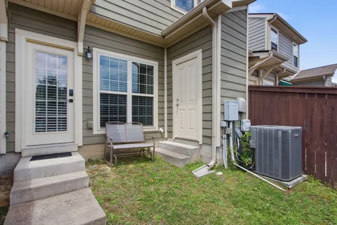 $299,900 | 2085 Hemlock Drive, Spring Hill, TN 37174