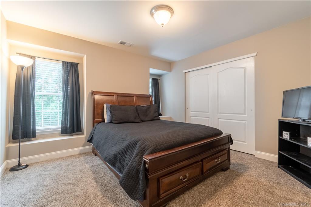 6633 Evanton Loch Road Charlotte, NC 28278 - Photo 27 of 45