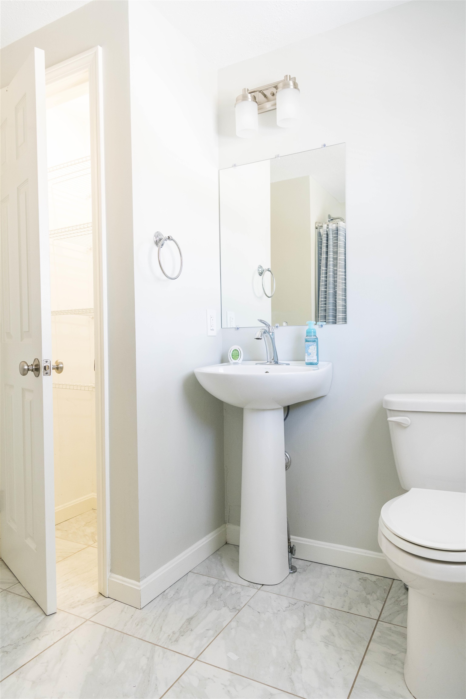 124 Rockingham Road Windham, NH 03087 - Photo 11 of 30