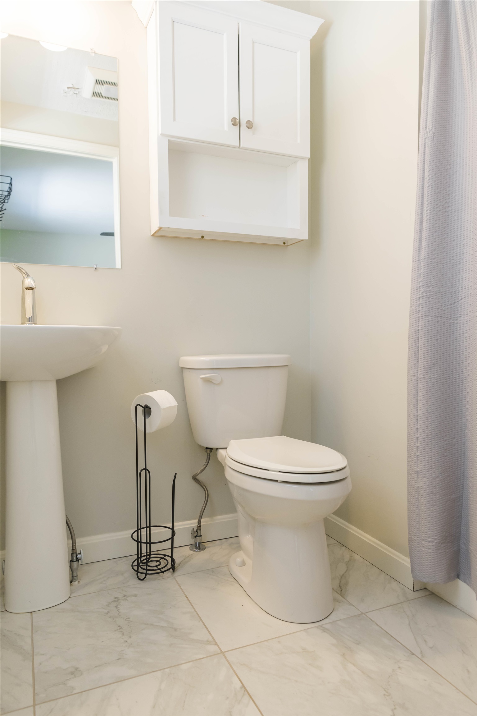 124 Rockingham Road Windham, NH 03087 - Photo 17 of 30