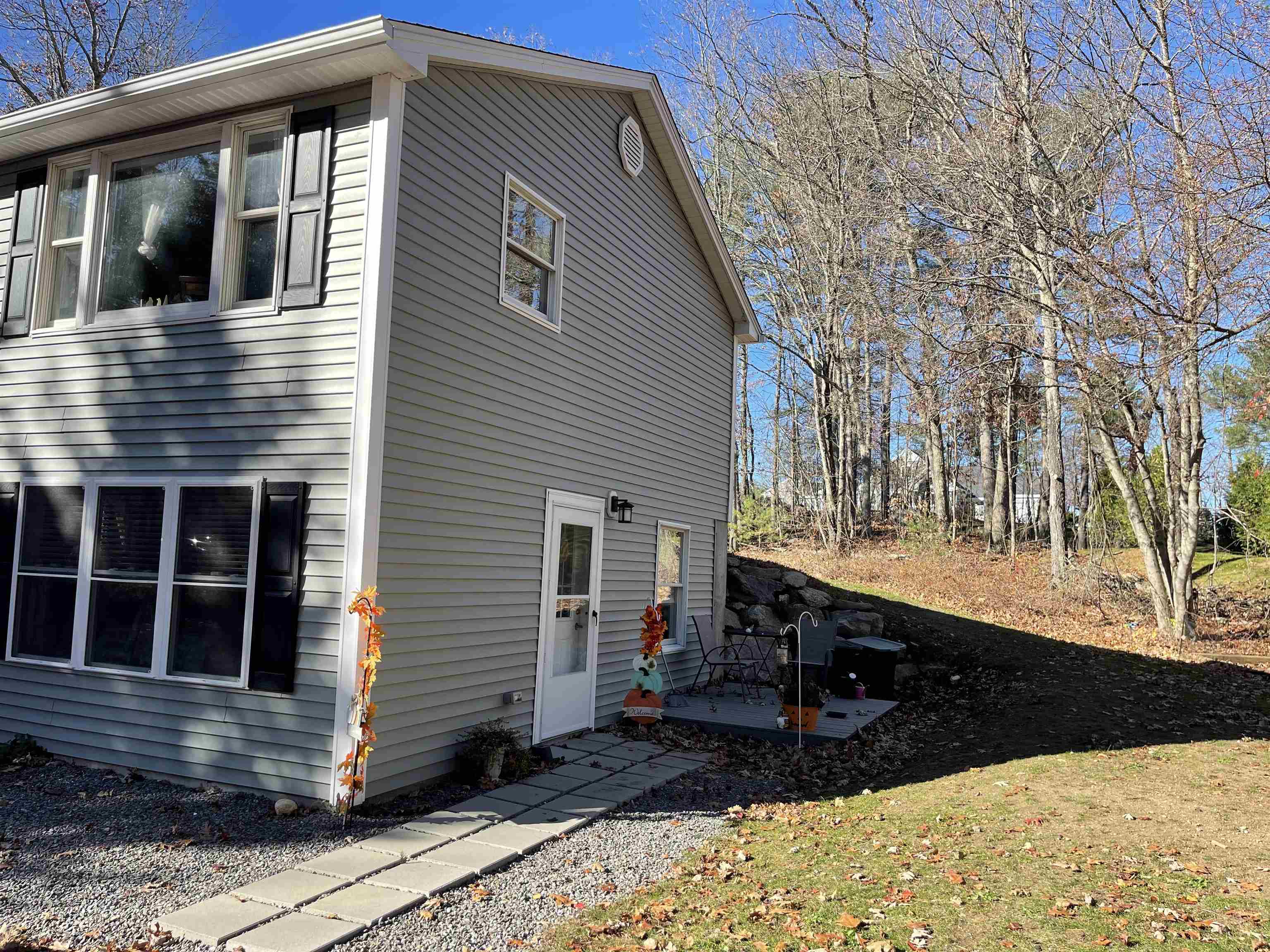 124 Rockingham Road Windham, NH 03087 - Photo 20 of 30