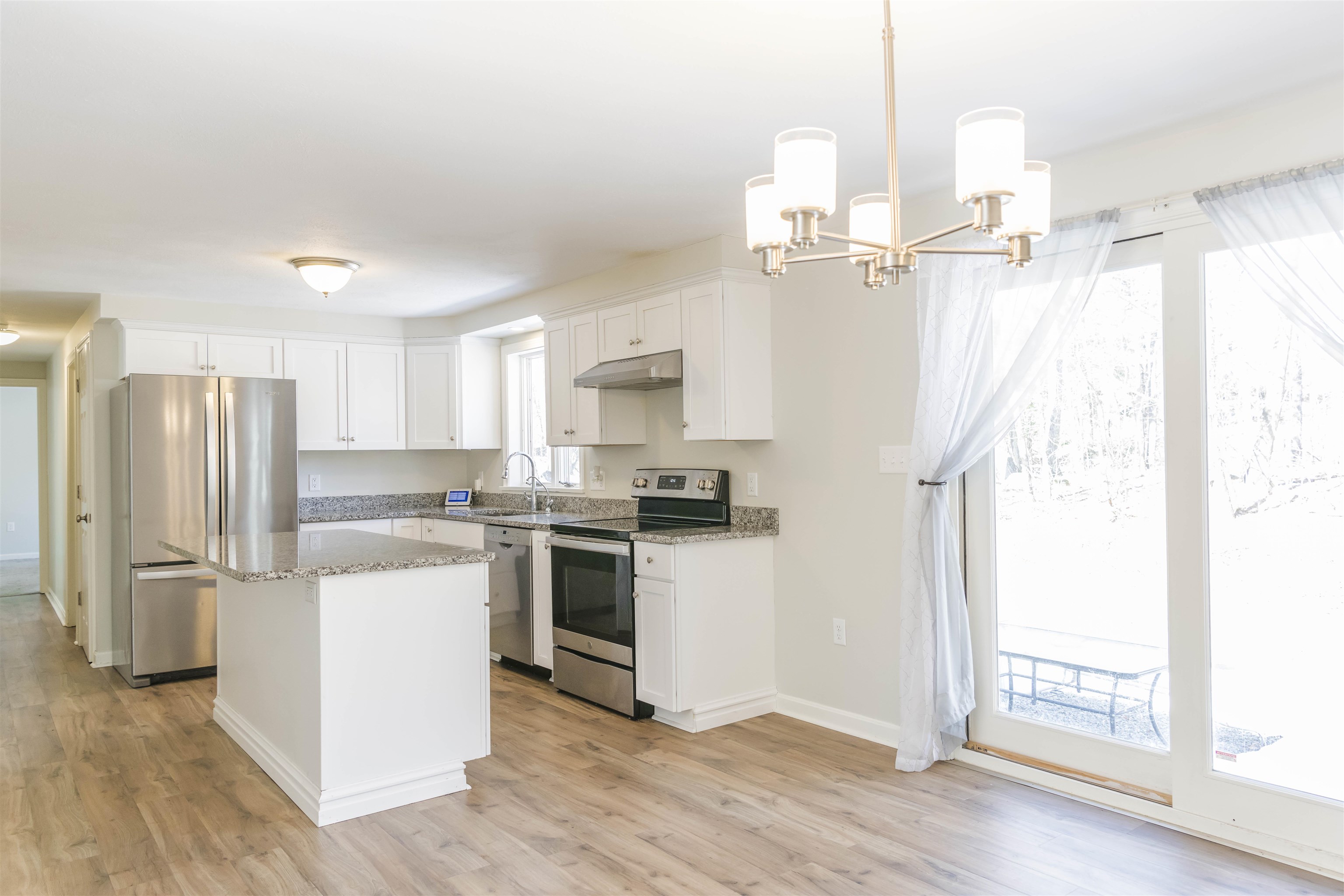 124 Rockingham Road Windham, NH 03087 - Photo 3 of 30