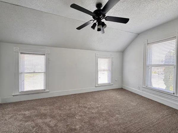 $199,000 | 706 South Hennepin Avenue, Dixon, IL 61021