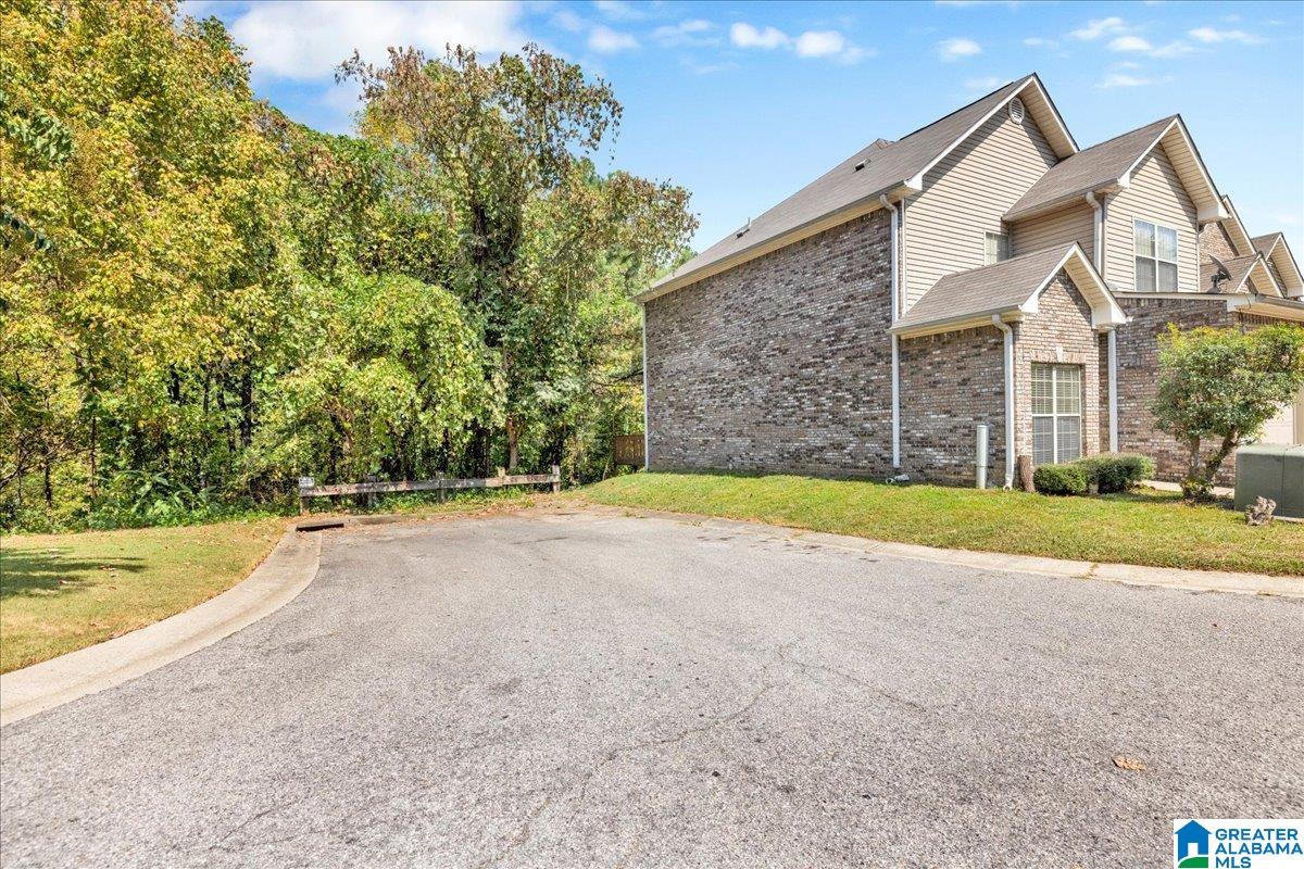 560 Hackberry Ridge Trace Birmingham, AL 35226 - Photo 2 of 24