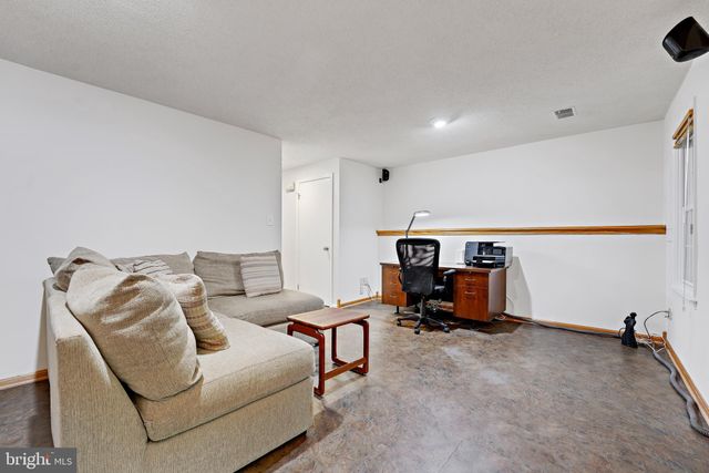 $562,500 | 73 Fendall Avenue, Alexandria, VA 22304