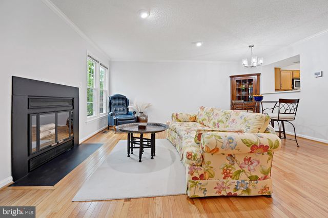 $562,500 | 73 Fendall Avenue, Alexandria, VA 22304